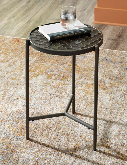 Doraley Chairside End Table