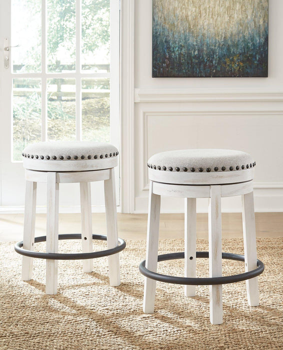 Valebeck Counter Height Stool